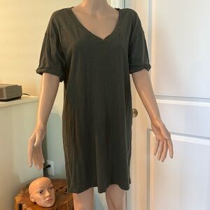 Ladies t short dress Z supply size medium